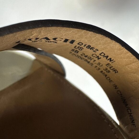 Coach Dani Q1862 Gold Metallic Women's SZ 8 Stiletto - Picture 11 of 11